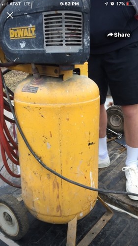 Dewalt 15 Gallon  Electric Air Compressor D55168