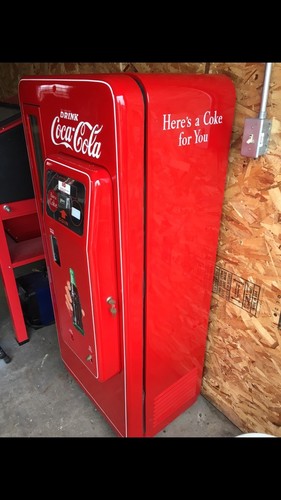 Coke Cola Vintage 50's 10 Cent Machine