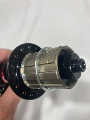 Novatec D792SB-A4A-11S (135x5mm) Black W/1.5mm washer 32 Hole Rear MTB Hub Disc