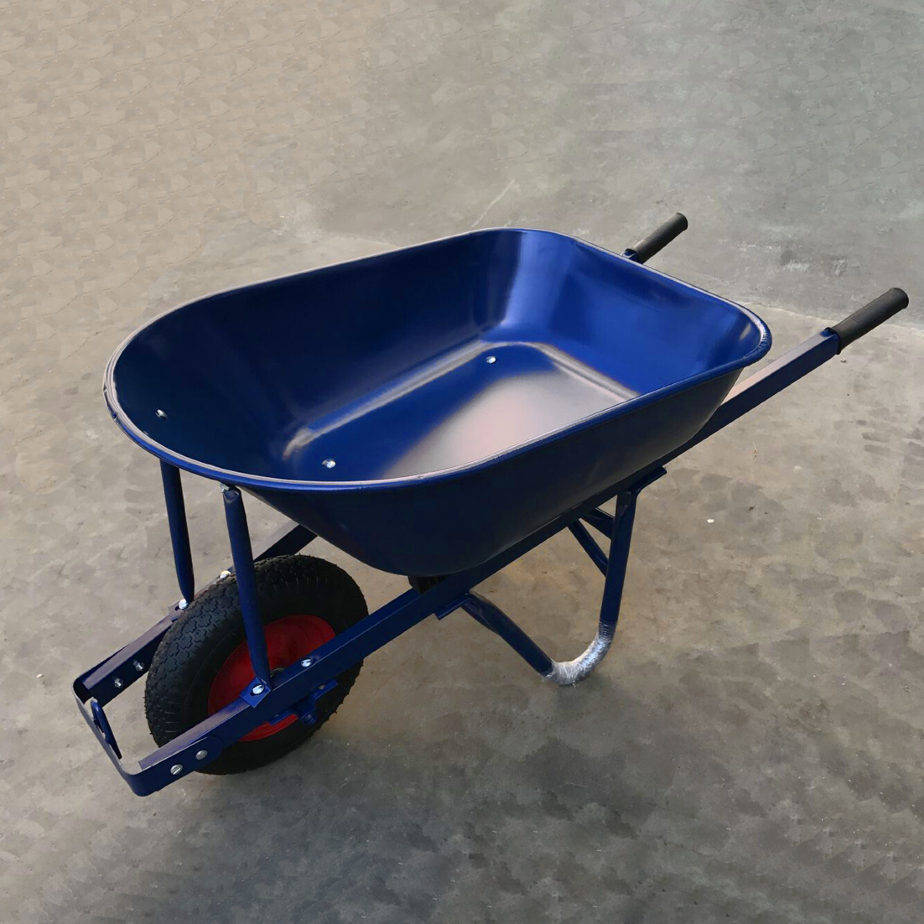 100L Extra Heavy Duty Builders Wheelbarrow Wide Pump Up Tyre Steel