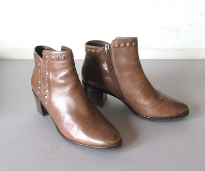 Gerry Weber Ankle Boots 9 Khaki Brown Leather Covered Studs Side Zip Block Heel