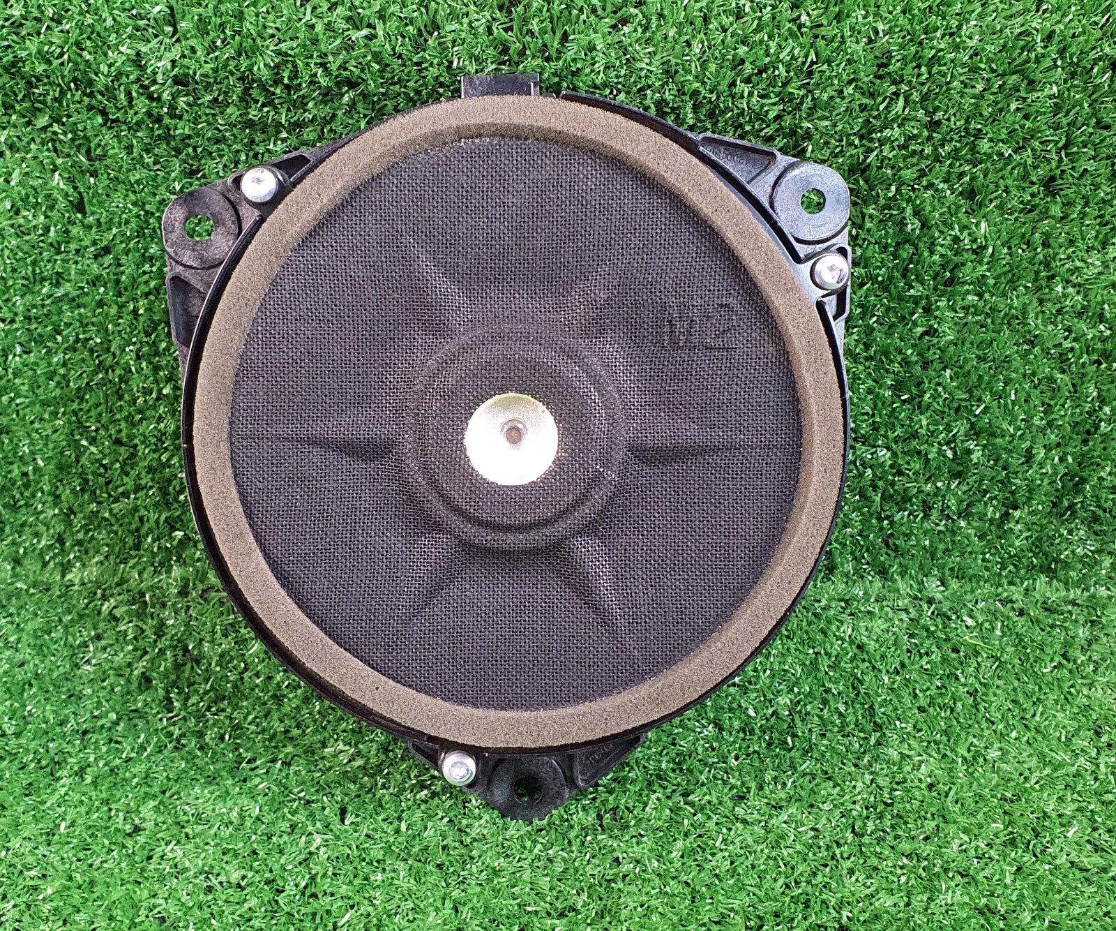 Lexus ES300H GS350 IS350 Mark levinson Rear door speaker