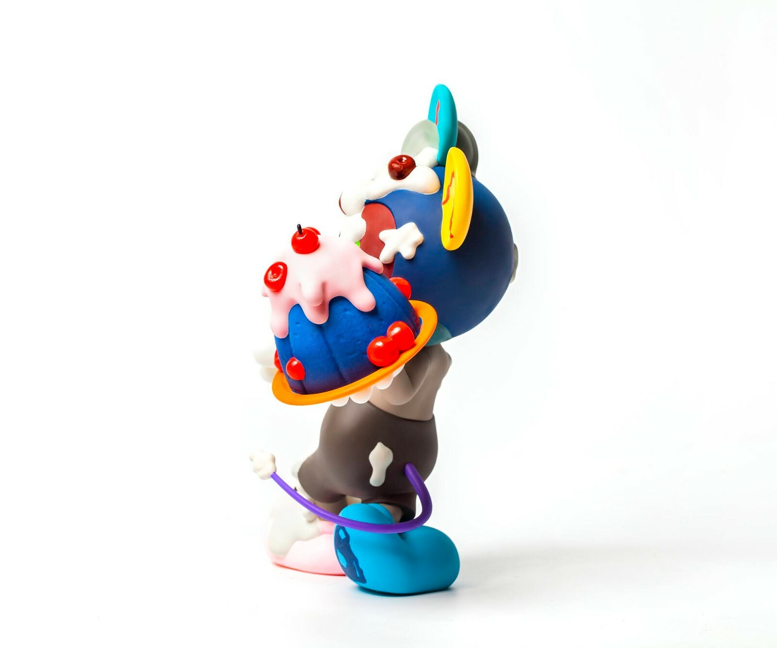 In-Stock】 Fools Paradise Sweet Conflict EP1 Kaws Mouse