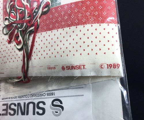 Christmas Patchwork Antiqued Quilts Country Toys Banner Sunset Kits SEALED 2