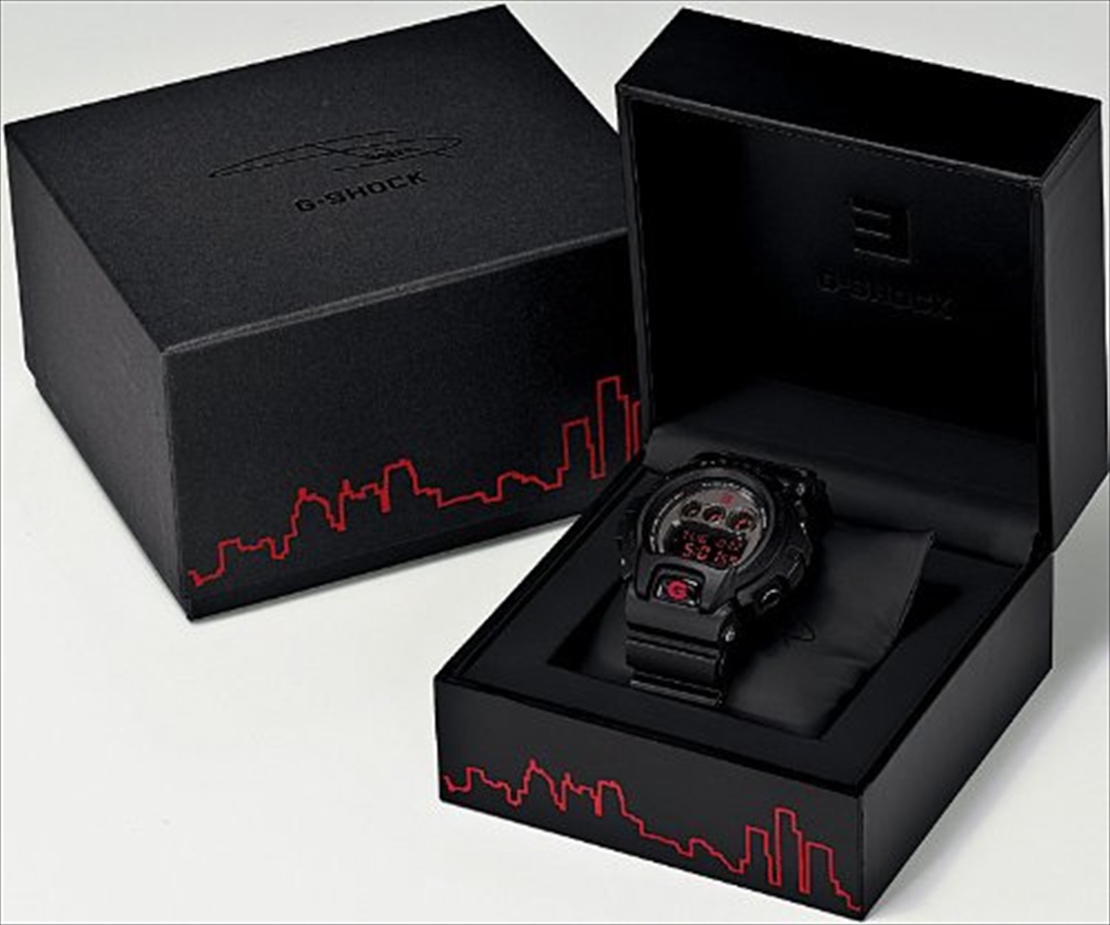 CASIO G-Shock GD-X6900MNM x EMINEM 30th Anniversary Limited CASIO G-Shock GD-X6900MNM x EMINEM 30th Anniversary Limited