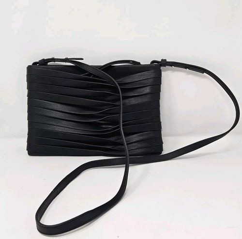 おまとめ３点 Vince Camuto Draya BLACK GENUINE LEATHER X-BODY CLUTCH