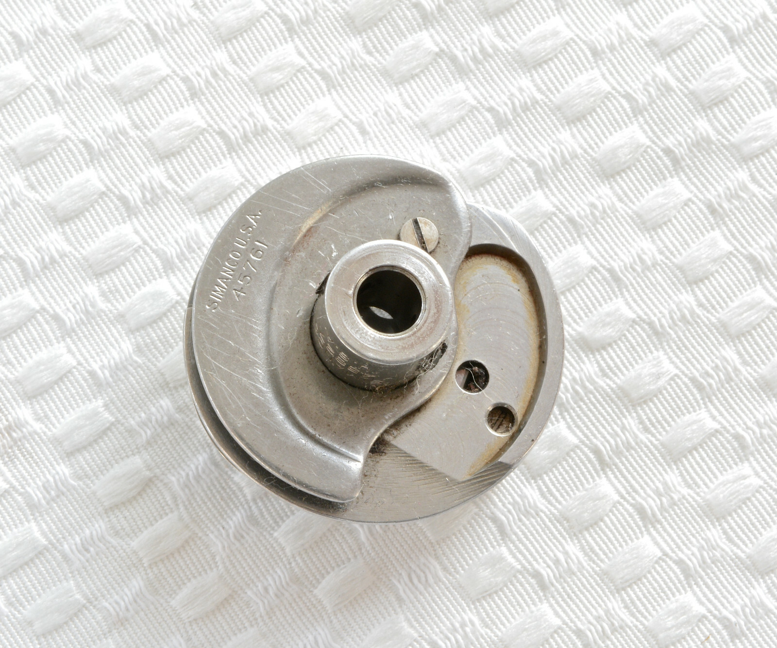 Original Singer Featherweight 221 Sewing Machine Bobbin Hook Assembly