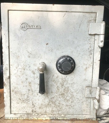 Safes Still Banks Combination Lock