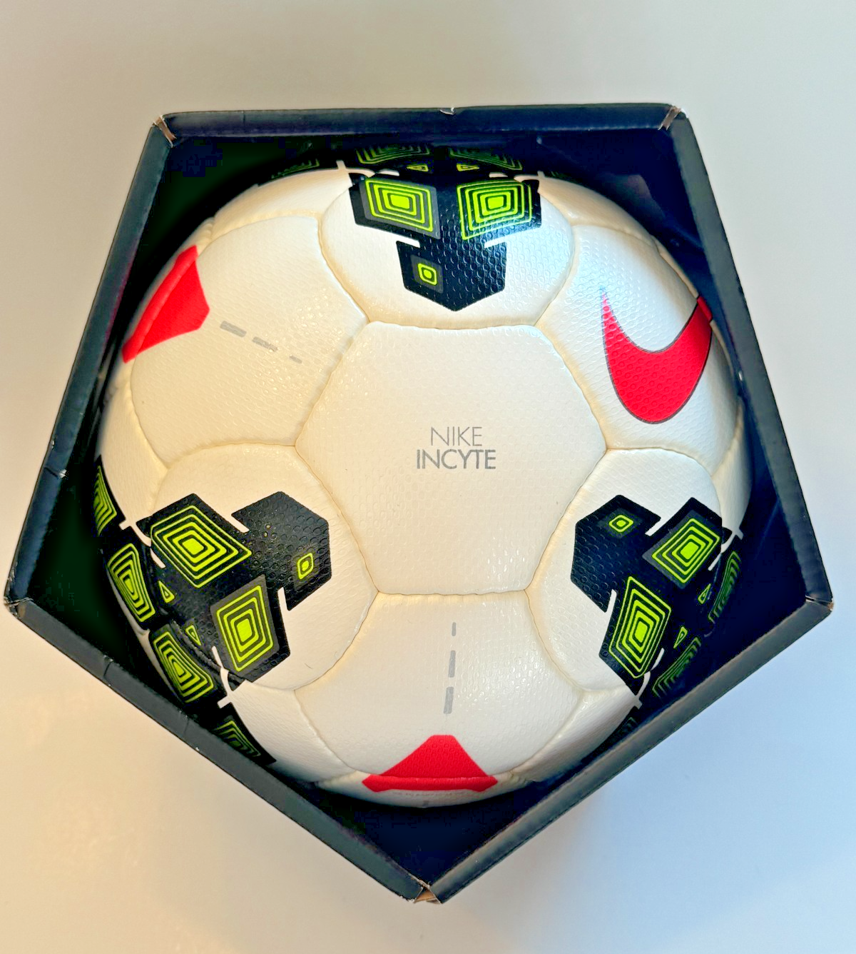 サッカーボール NIKE FIFA INCYTE OFFICIAL MATCH BALL NIKE INCYTE USA FIFA Official MATCH BALL Soccer Ball