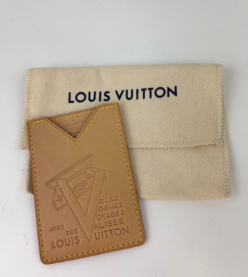 LOUIS VUITTON Vachetta V Volez Vougues Voyages Des Valises Card