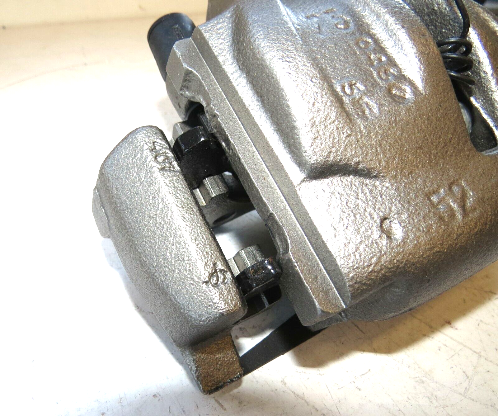 Dodge Freightliner Sprinter 2500 3500 2002-2006 OEM Brake Caliper Rear Right