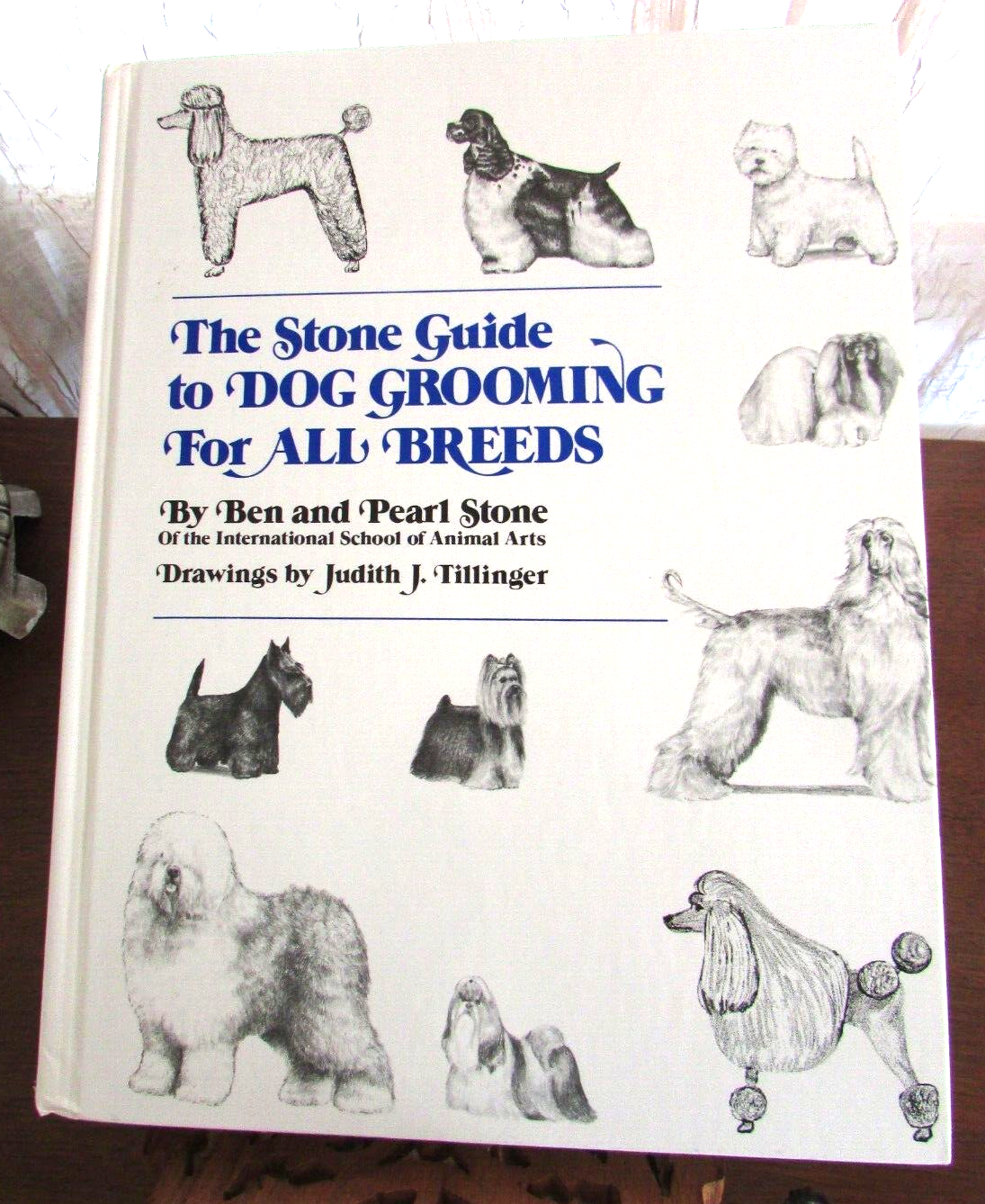 The stone guide to dog grooming for all breeds sales