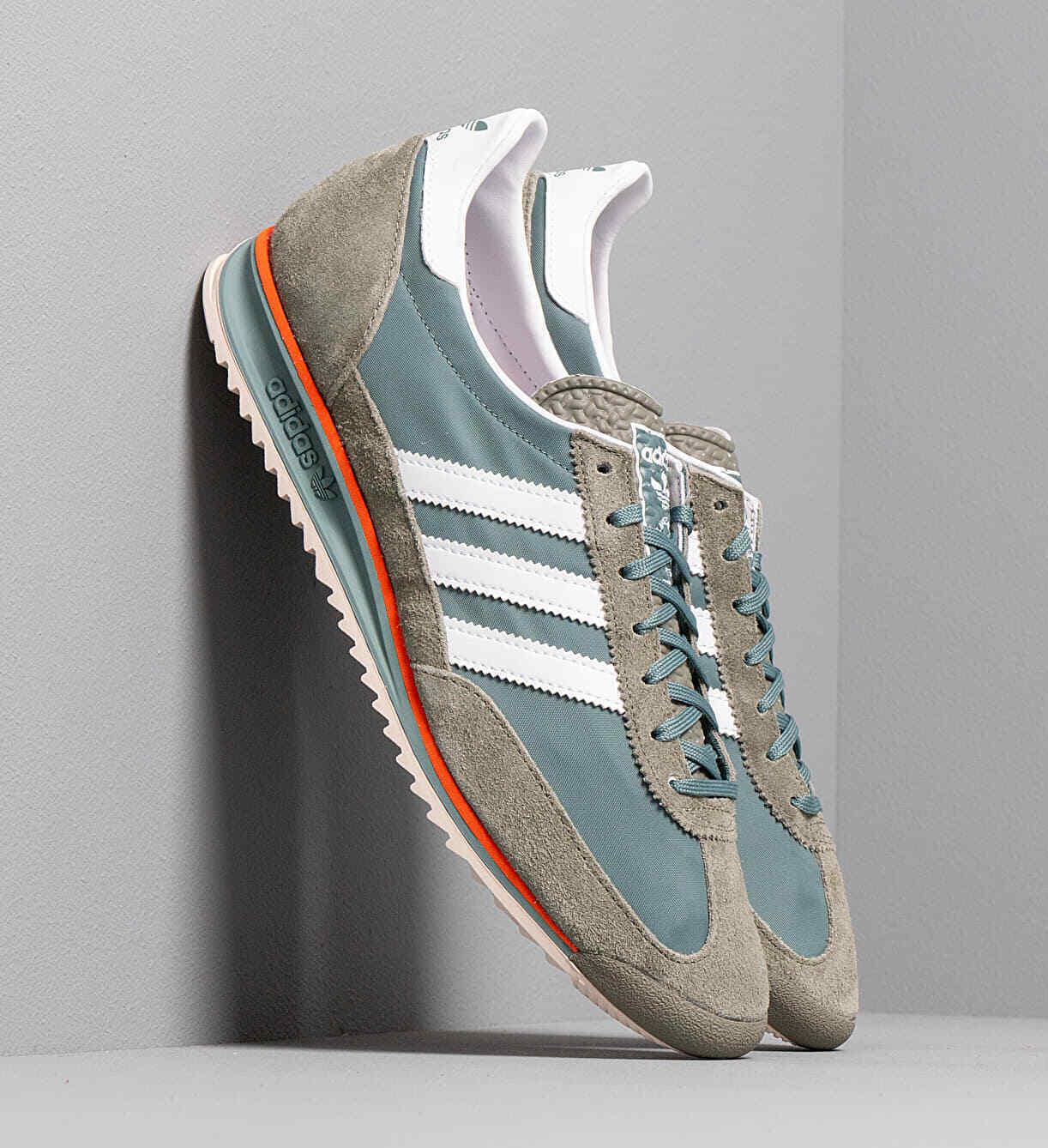 adidas dragon hombre 44 adidas dragon hombre 44