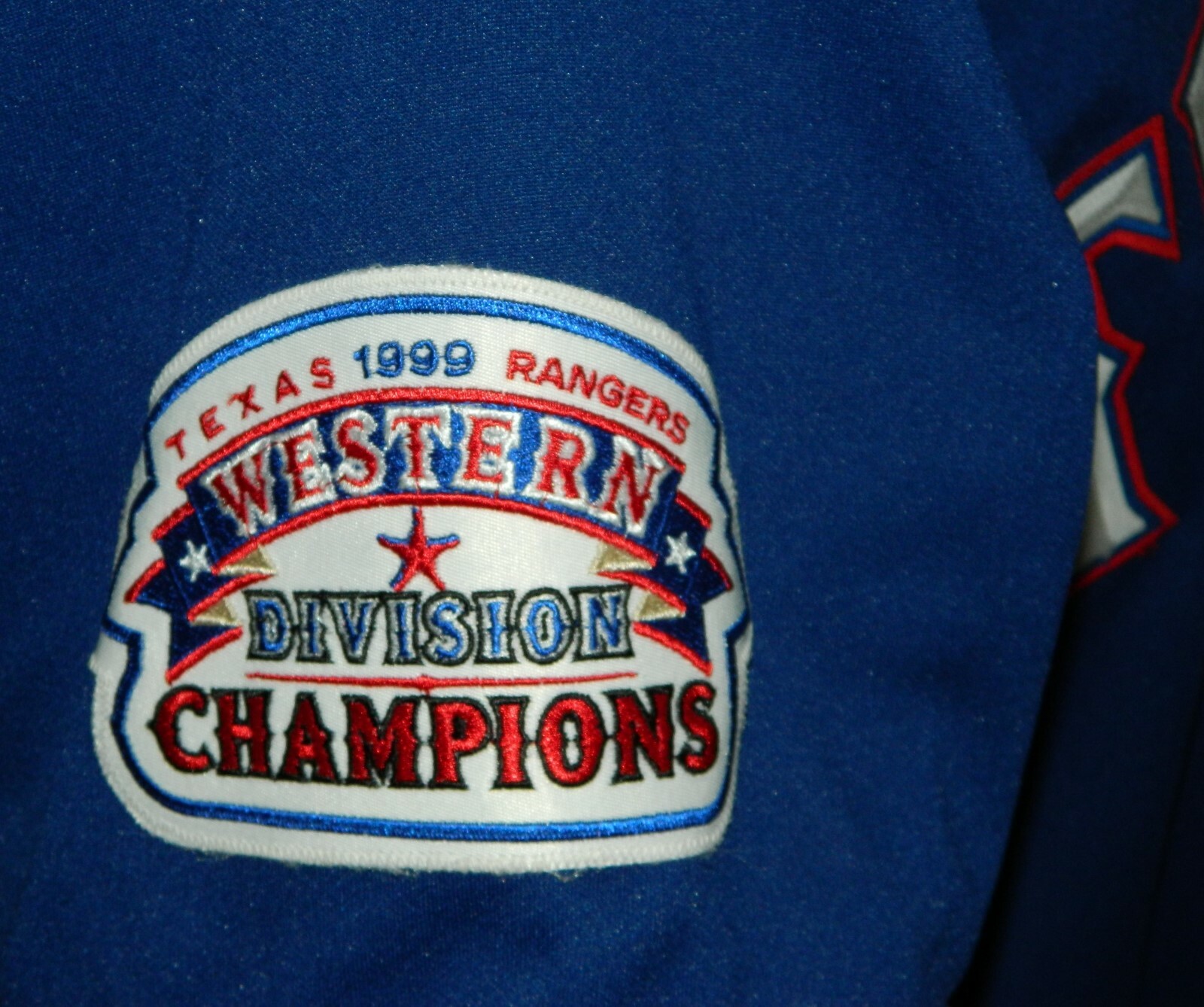 2000 Luis Alicea (Set 1) Game Worn Texas Rangers ALT Jersey #10 - Rawlings