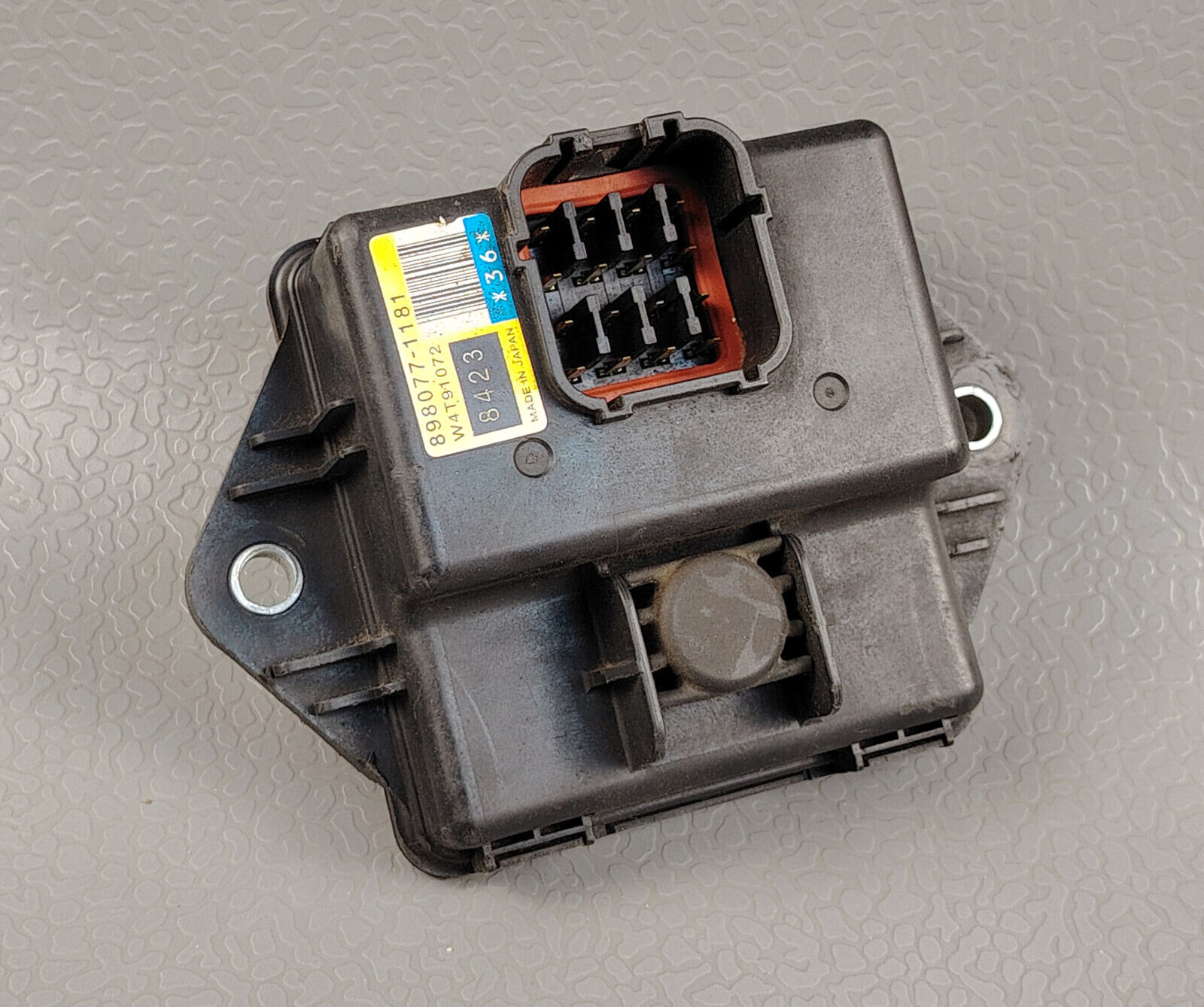 2007-2010 Isuzu NPR NQR 4HK1 Turbo Control Module Unit 2007-2010 Isuzu NPR NQR 4HK1 Turbo Control Module Unit