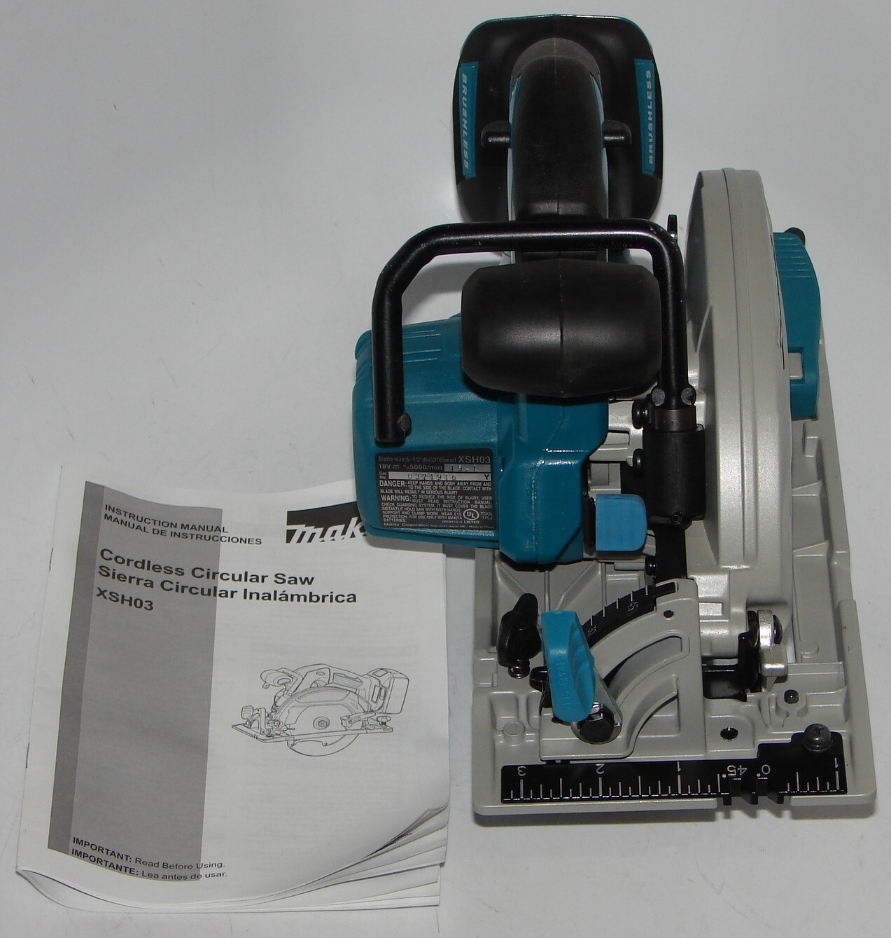 MAKITA XSH03Z 18V LXT Lithium‑Ion Brushless Cordless 6‑1/2" Circular Saw, Tool O