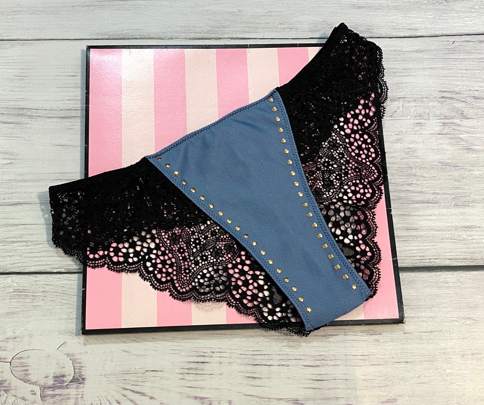 

VICTORIAS SECRET Очень сексуальный ЧЕРНЫЙ КРУЖЕВНОЙ ДЕНИМ ШПИЛЬКИ Cheeky, Multicolor