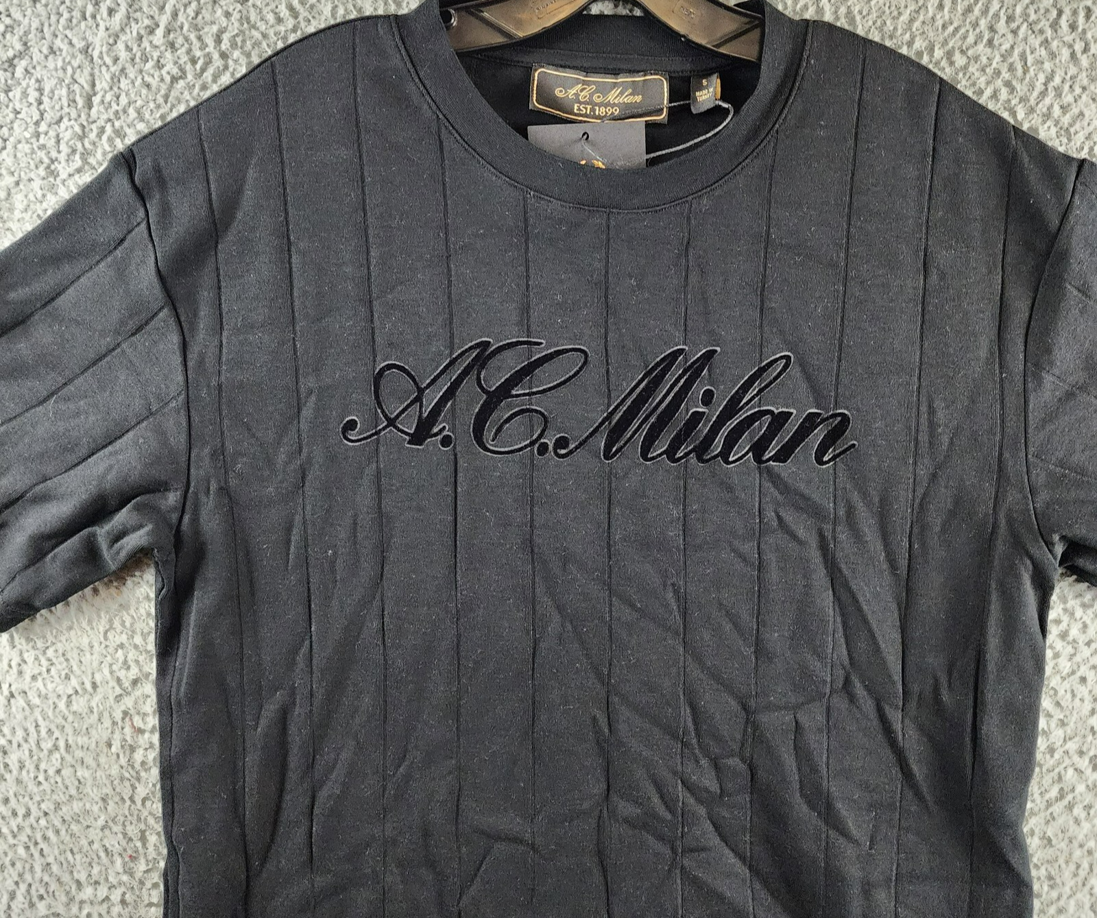 A.C. Milan Monochrome Graphic T-Shirt Men's S Black Crewneck Short Sleeve - Picture 3 of 16