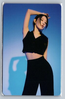 LE SSERAFIM- SAKURA 2023 FLAME RISES IN JAPAN TOUR #12 OFFICIAL PHOTOCARD
