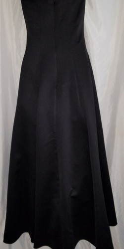 Delaru by Sheila Yen Size 5/6 Strapless, Long Black Gown