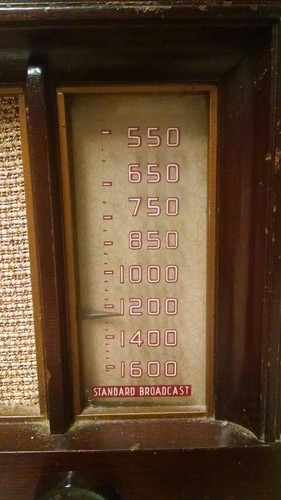 Vintage Philco Model 53-958  Radio