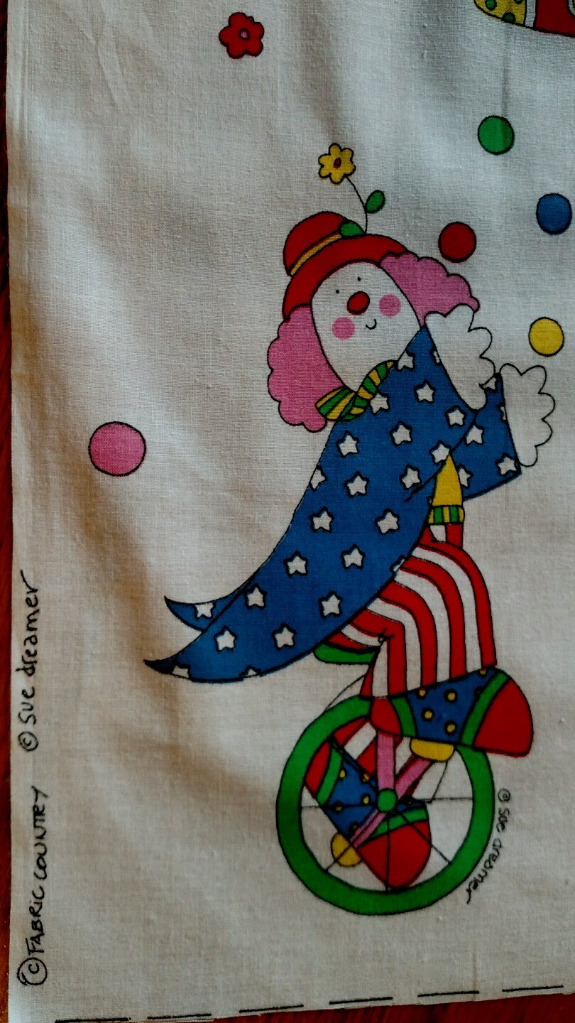 SUE DREAMER APPAREL ART APPLIQUES Cotton Fabric Panel Clowns Circus Bear Retired