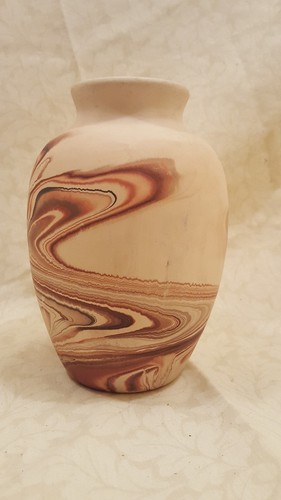 Vintage Nemadji Pottery Native Indian Swirl Art Pottery 7