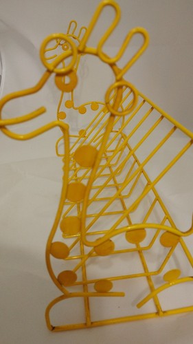 Yellow Giraffe Metal Book Ends DVD VHS Book holder Set of 2