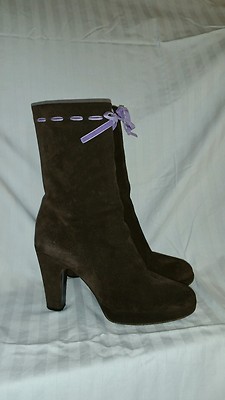 Miu mui brown suede boots sz 35 leather, slight platform, Adorable!!!