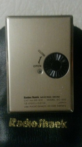 RARE VTG 80's Radio Shack Micro-Mini Calculator EC-222 W/ Case