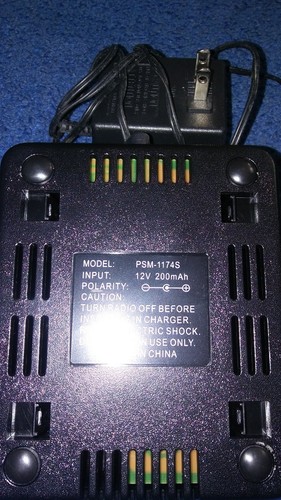 Motorola PSM-1174S BATTERY CHARGER AND POWER SUPPLY