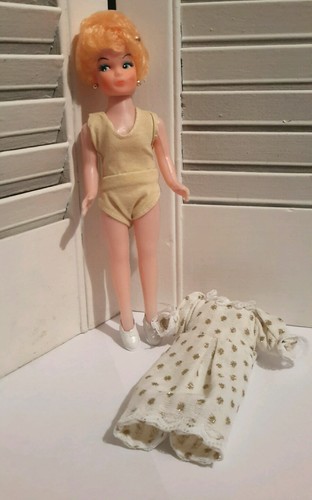 Vintage 1960's Tammy Clone Doll Come with Original Outfit Painted Face Pale Skin
