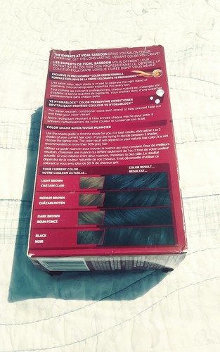 VIDAL SASSOON PRO SERIES ULTRA VIBRANT COLOR 1BB MIDNIGHT MUSE BLUE HAIR COLOR