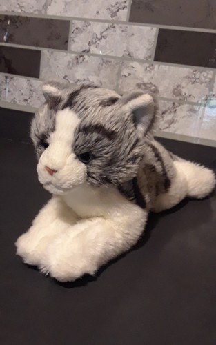 WEBKINZ SIGNATURE GREY TABBY CAT WKSS2005 No Code Plush Stuffed GANZ White 10