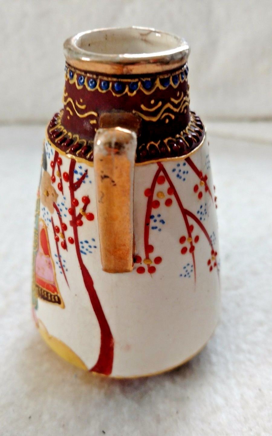 Fabrique au  Japon  (Stamped on bottom) Vintage Asian/Japanese Decor