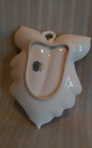 Interco Chicago  Vintage  Leaf Candy Dish Purple Violets Nice