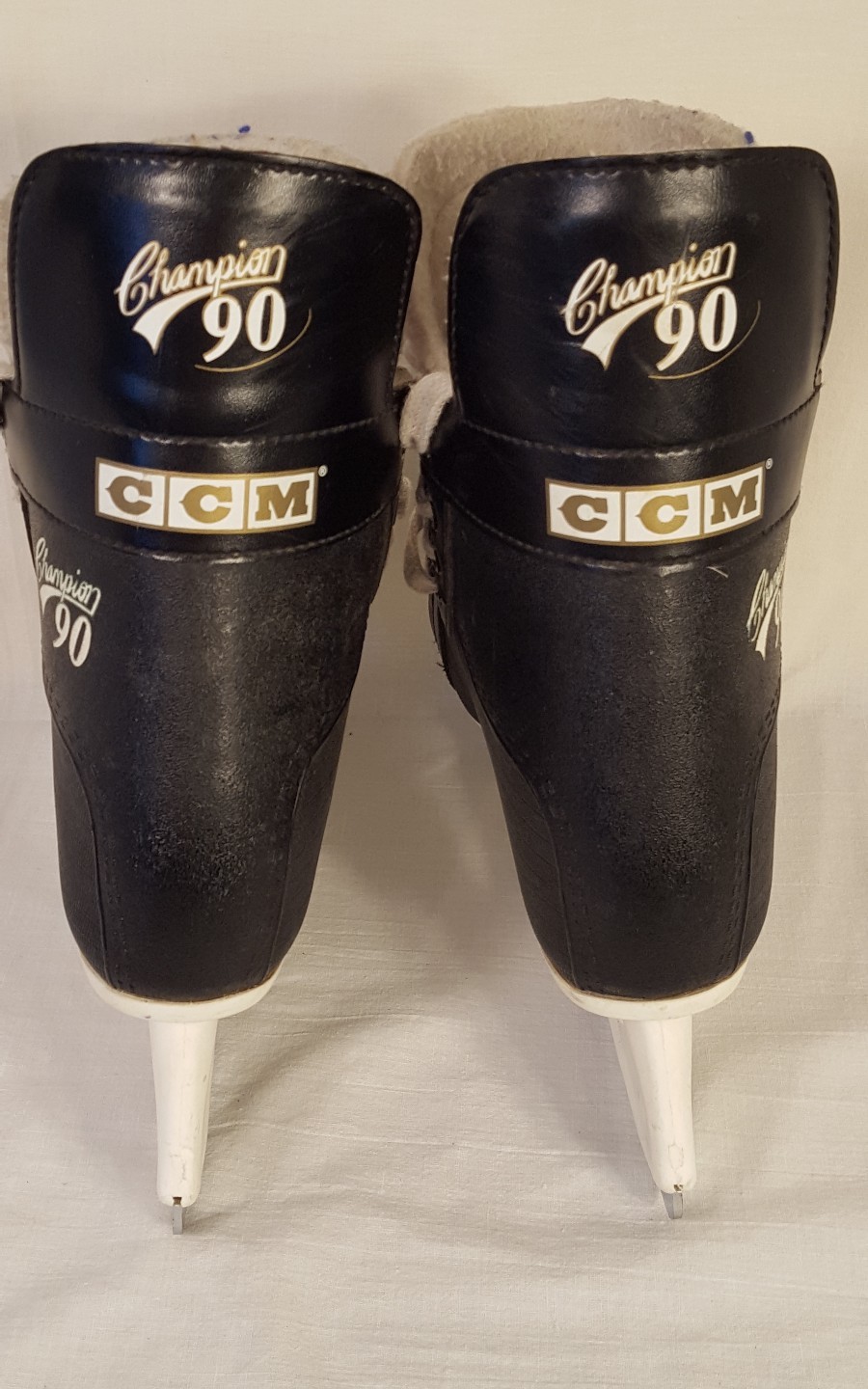 CCM Champion 90 Size 5 Mens Hockey Skates