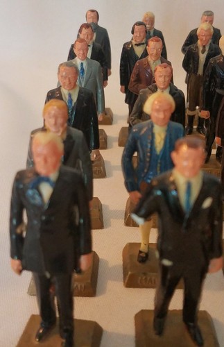 Vintage-MARX-Presidents-Mixed-Set of 36-Hard Plastic-Toy-Figures-late-1960's