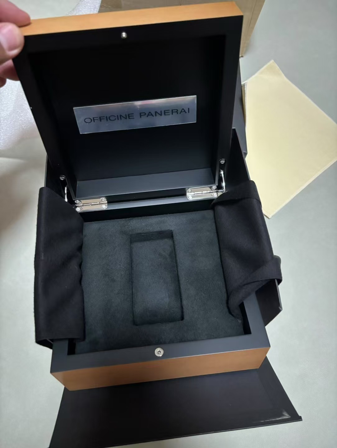 OFFICINE PANERAI 木製収納ボックス　パネライ　外箱化粧箱のみ OFFICINE PANERAI 純正品 時計 箱 ケース ボックス 内箱 木箱