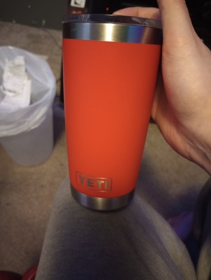 【新品】YETI Rambler 20oz Cup レスキュー レッド 並行輸入品】YETI Rambler 20oz Tumbler Rescue Red / イエティ