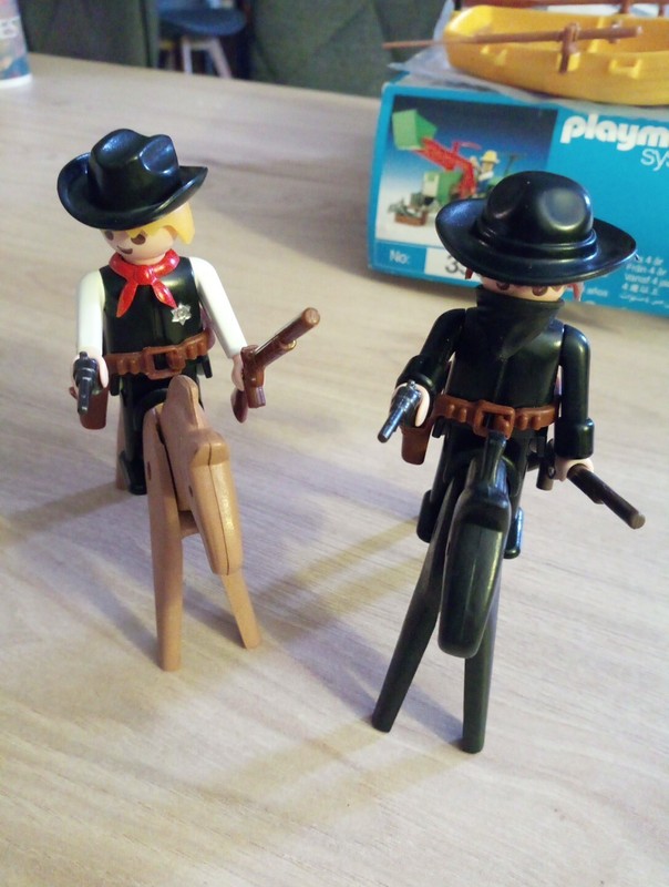 Playmobil Cow Boy ShÃ©Rif Et Bandit 