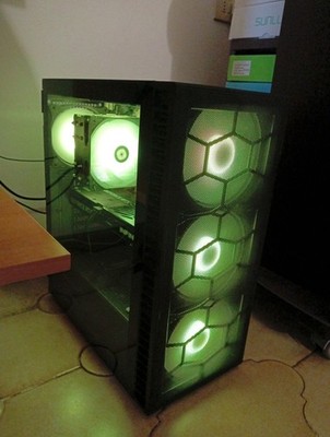 Foto dell'oggetto di un acquirente verificato