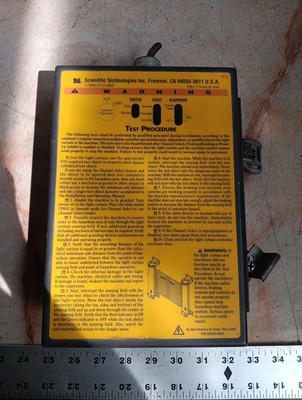 STI LIGHT CURTAIN CONTROLLER 70027-1000 LCC-FB-AC1-U