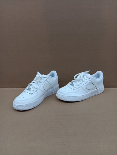 キッズ24.5㎝　Nike Air Force 1 LE ナイキ エアフォース 1 LE キッズ (キッズスニーカー) 価格比較