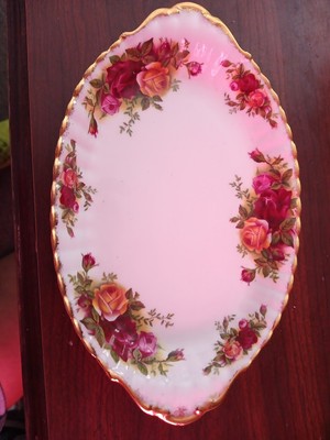 9.5'' Royal Albert Old Country Roses Platter Oval Trays England 1962 Vintage Dish