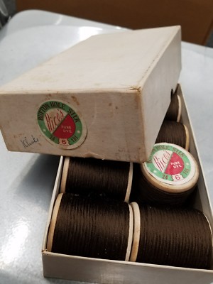 ONE 24YDS SPOOL/BRN#539/Vtg.USA/Rice's PURE DYE BUTTON HOLE SILK #6 THREAD/TWIST