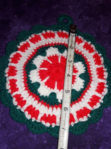 5 Homemade square & circle crocheted Christmas pot holders, White, Red and Green