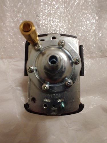 PS2020M ROLAIR Air Compressor Pressure Switch  135 / 105 psi