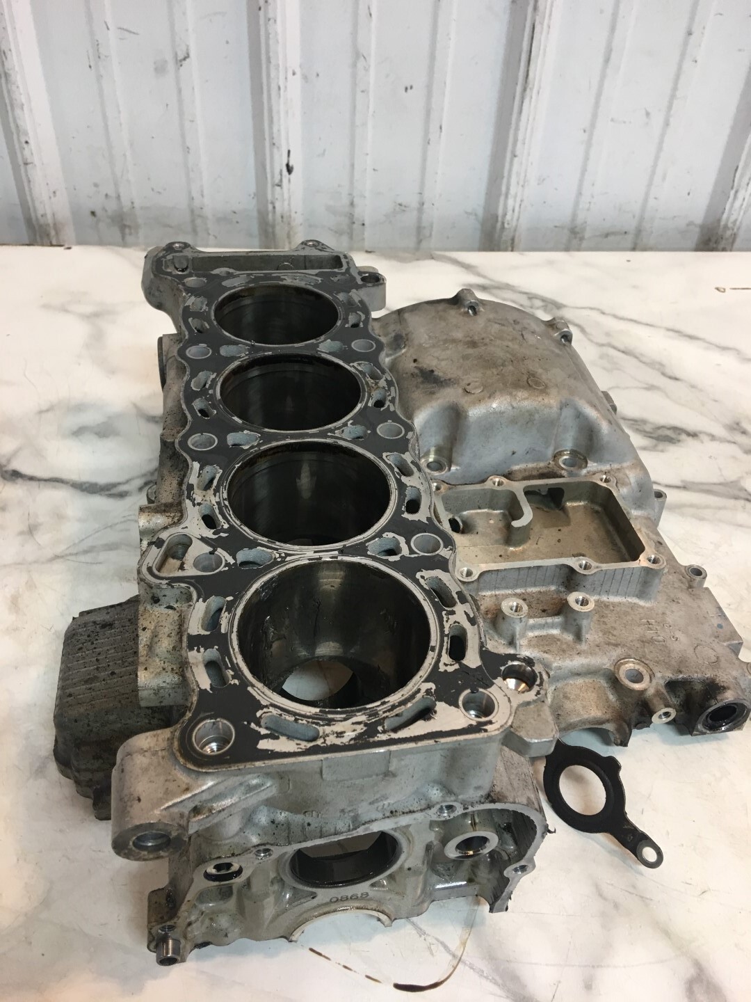 06 07 Suzuki GSX-R GSXR 600 GSXR600 upper top half engine