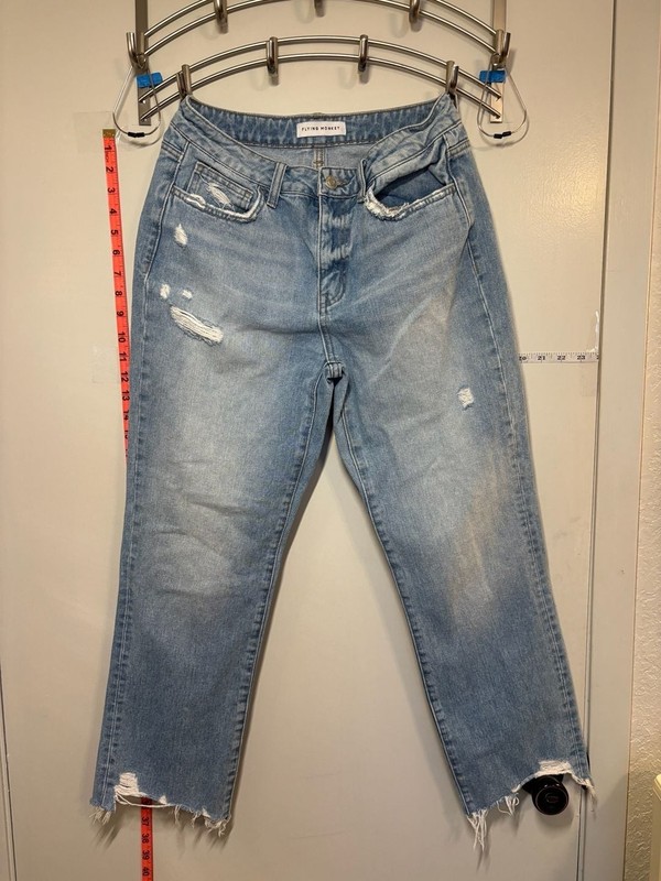 M1: Flying Monkey Distressed High Rise Straight Leg Jeans Size 27